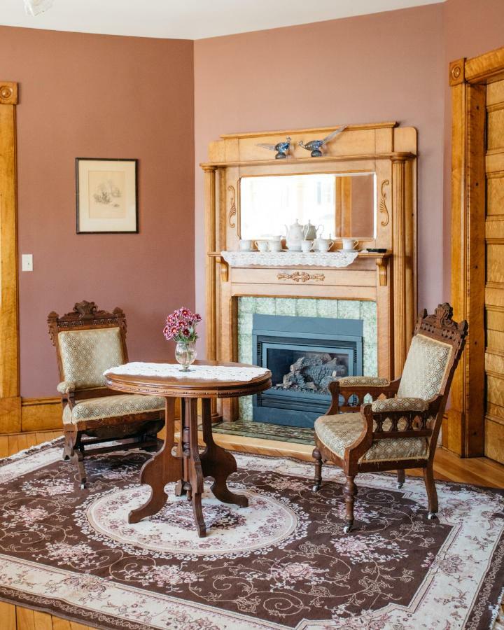 Bed & Breakfast Reynolds House *